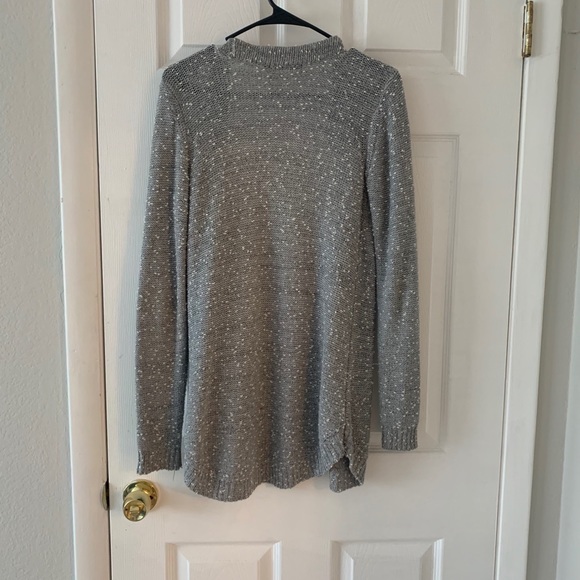 White and Grey Cardigan - Picture 6 of 6